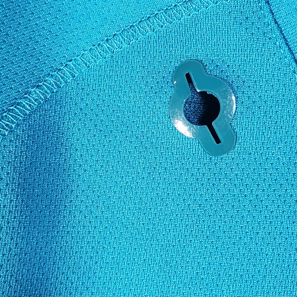 Adidas Blue Workout Tee w/ Zipper Pocket for iPod & Hole for Wire Size Large - Picture 3 of 8